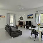 Syracuse Blue Sea Villa *