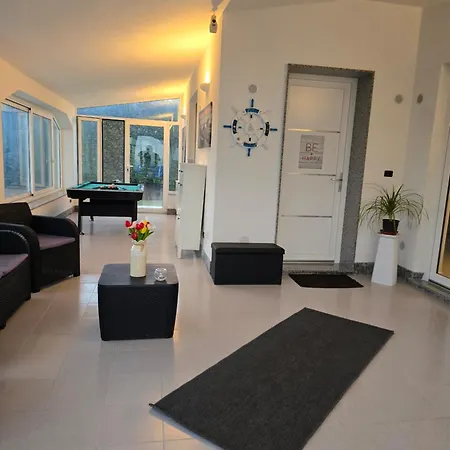 Villa Syracuse Blue Sea